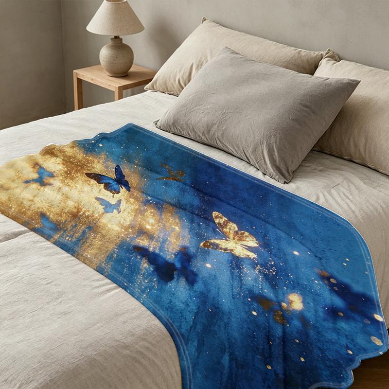 Butterfly Design Flannel Throw Blanket Non-Shedding, Warm Cozy Home Decor for Halloween, Christmas, Relax & Movie Nights