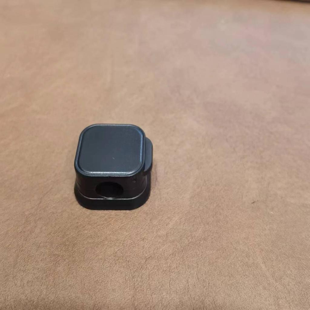 Magnetischer Wandmontierter Kabelorganisator & Ladeclips