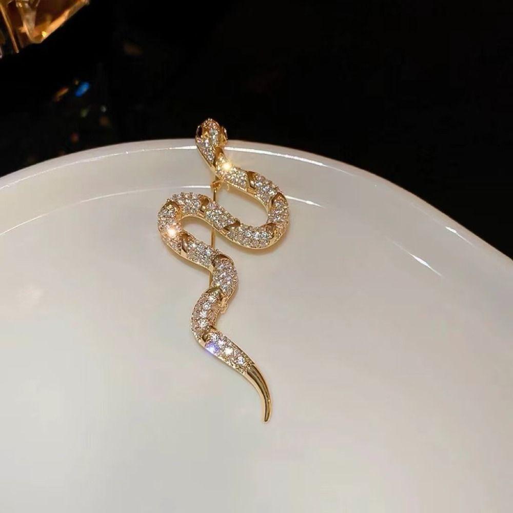 Sparkling Zodiac Snake Brooch Minimalist Snake Lapel Pin Rhinestone Animal Collar Pins  New Year