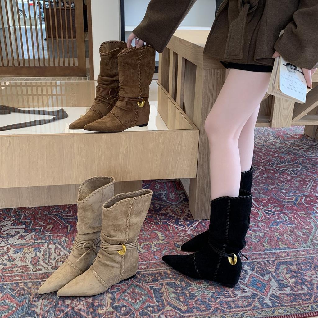 Dameslaarzen met hakverhoging aan de binnenkant, puntige suède skinny medium schacht ridderlaarzen, dameslaarzen 2025 herfst winter western cowboy stapellaarzen