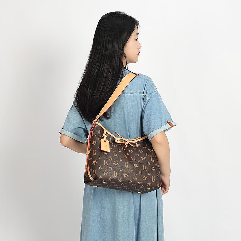 Women's Retro Floral Tote Bag - Large Capacity, Single Shoulder, High-End Commuter Crossbody