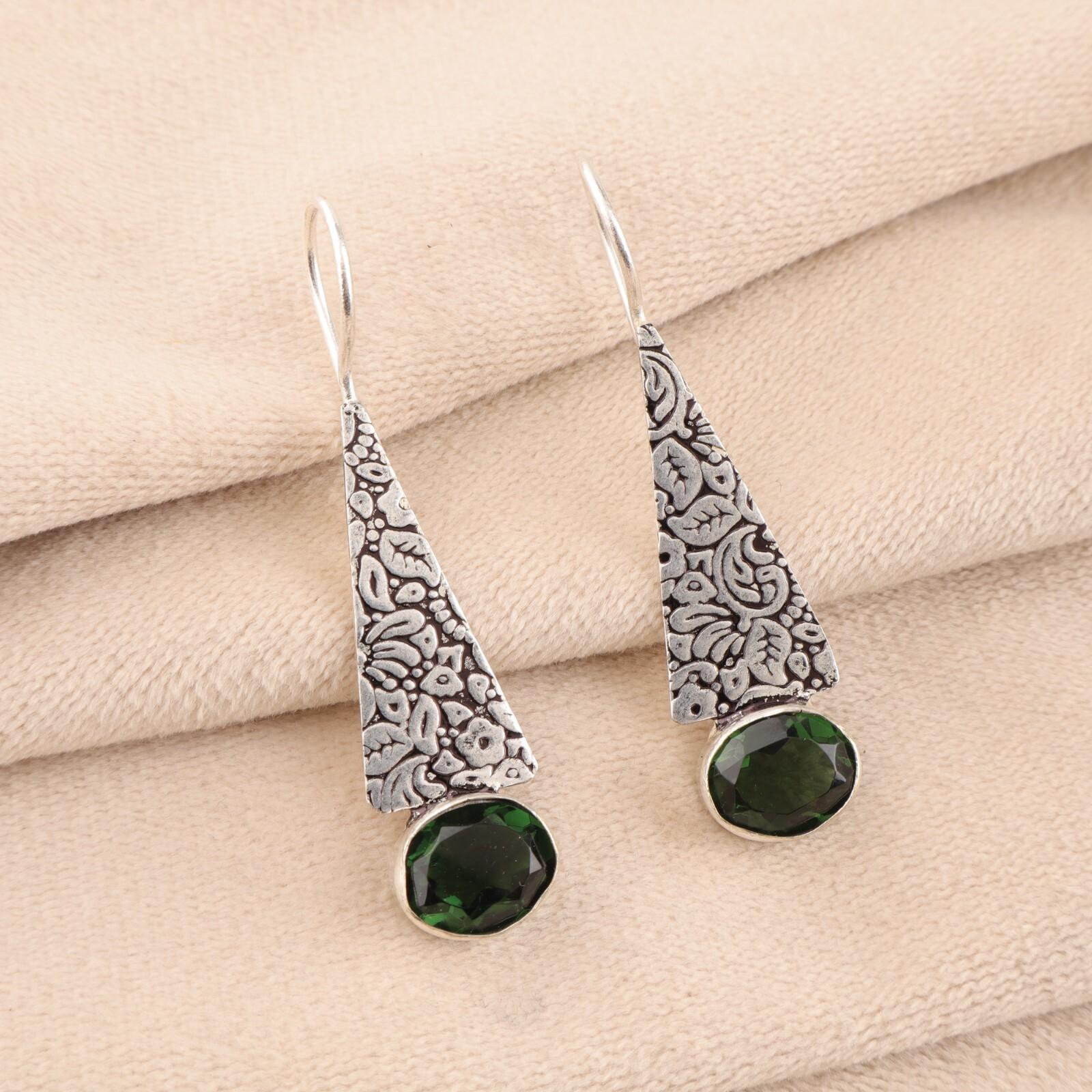 

Натуральный зеленый турмалин драгоценный камень 925 пробы серебряные украшения ручной работы серьги 1,9 EE-165-11