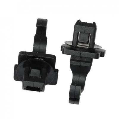 Acessórios para interiores – Fechos automáticos e clips
