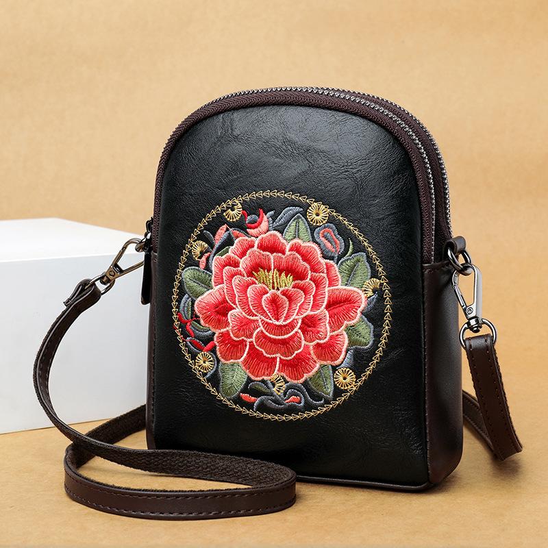 Vintage Small Square Bag Embroidered Women's Bag for Middle-aged and Elderly Women, Artistic Chinese Style and Temperament Crossbody Bag