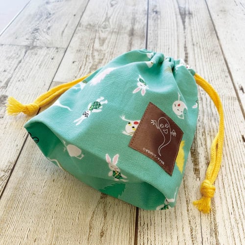 Gakken Staful Sena Keiko Mini Lunch Bag, Drawstring Bag with Cup, Glasses Rabbit Design, K06026