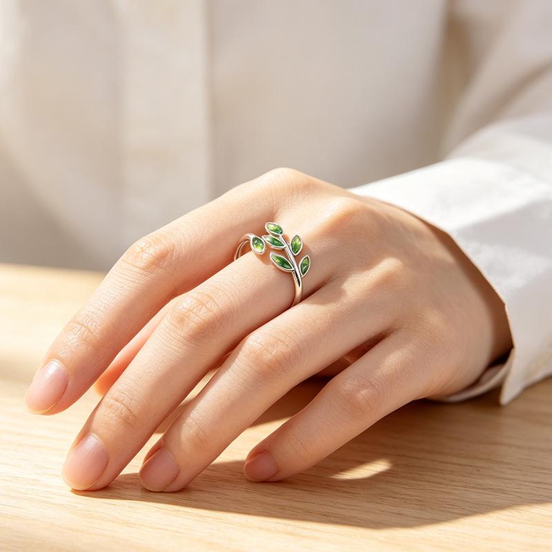 Simple Fresh Forest Style Green Leaf Ring for Women