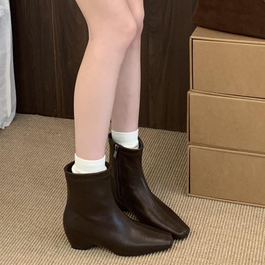 Short boots female inner height increase fairy Chelsea boots new small thin boots fashion Martin boots British style
