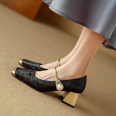 National Style New Chinese Shallow Mouth Single Shoes Women's Autumn 2025 New Square Head Thick Heel High Heels Thick Heel Mary Jane Shoes