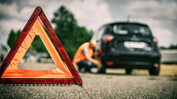 Virage.- Warning Triangle