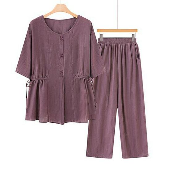 Plus Size Casual Summer Two-Piece Set for Middle-Aged and Elderly: Loose Short Sleeve & Slimming Design