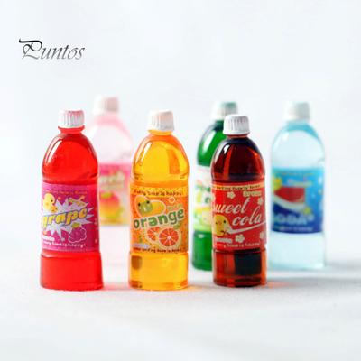 5Pcs Dollhouse Drinks Model Vivid Realistic Adorable 1:12 Scale Pretend Play Dollhouse Cartoon Sodas Juice Bottle Model for Decoration
