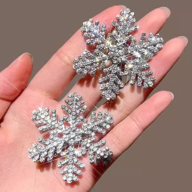 Sliver Color Snowflake Hair Clip Women Girls Sweet Bangs Side Clip Glitter Shiny Edge Hairpins Christmas Xms Headwear