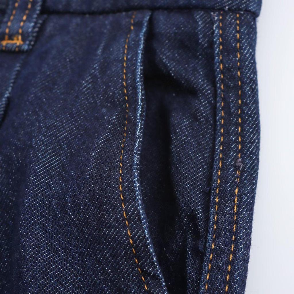 Women's Denim Set: Spring 2025 Short Turn-Down Collar Top & Mid-Waist Straight-Leg Jeans.