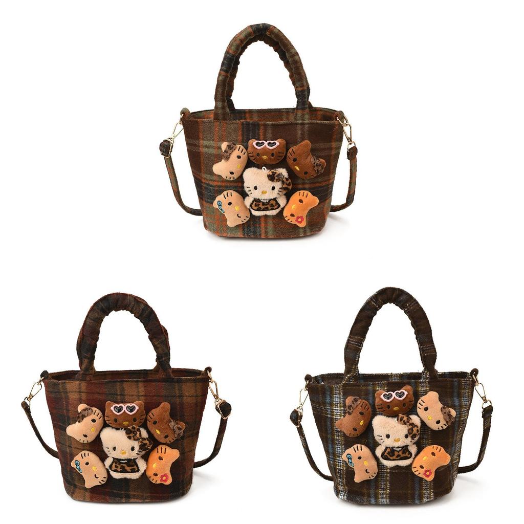 Ladies Tote Bag With Nylon Material And Zipper Closure For Casual Outings