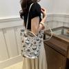 Fashion Commuter Large-capacity Bag Women's 2024 New College Student Class Bag Casual and Beautiful Shoulder Bag Bucket Bag
