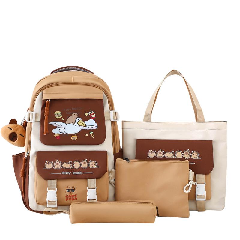 The new schoolbag is dirt-resistant and wear-resistant backpack. Junior high school schoolbag is unisex and large-capacity backpack.