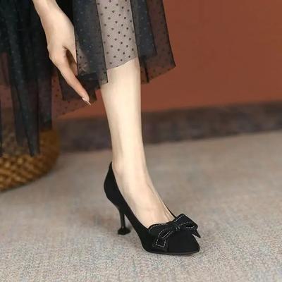 Modische Schwarze Schleife Spitz Büro High Heels für Damen mit Stilettos Leichtgewichtige Verschleißfeste Rutschfeste Koreanische Designer Schuhe Sexy Stil