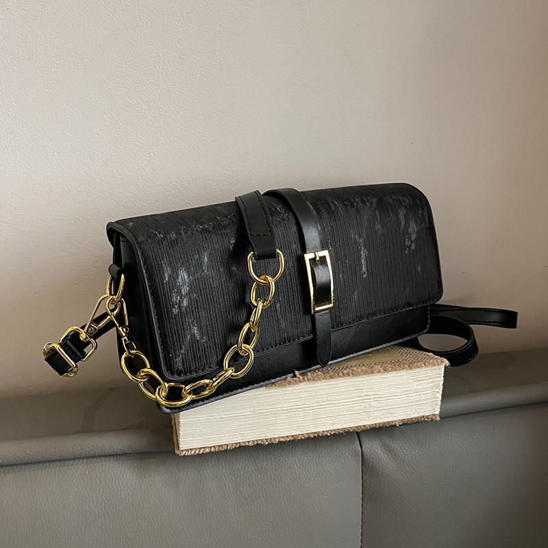 

Retro Women s One Shoulder Bag Luxury Design Chain Square Handbags for Party 2026 Spring New Versatile Crossbody Bags Trend (20cm<Max Length<30cm) чёрный