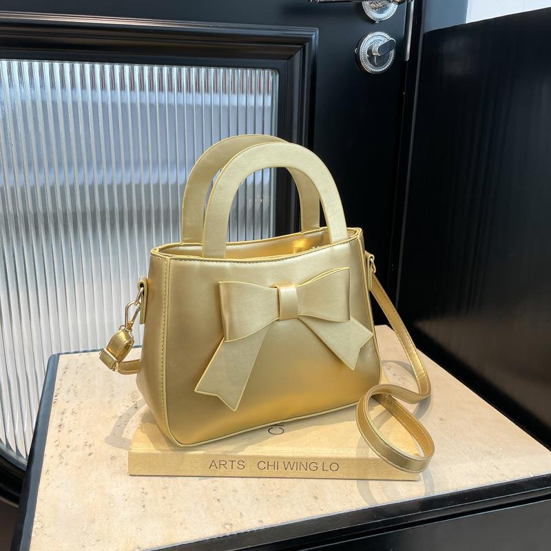 Bow Fashion Korean Version of Foreign Style Handbag 2025 Spring New Versatile Ins Shoulder Messenger Bag Small Square Bag
