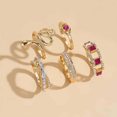 Legierungsring, Nischen-High-End-Schmuck, diamantbesetzter Schlangenring-Set, gestapelte Damen-Accessoires