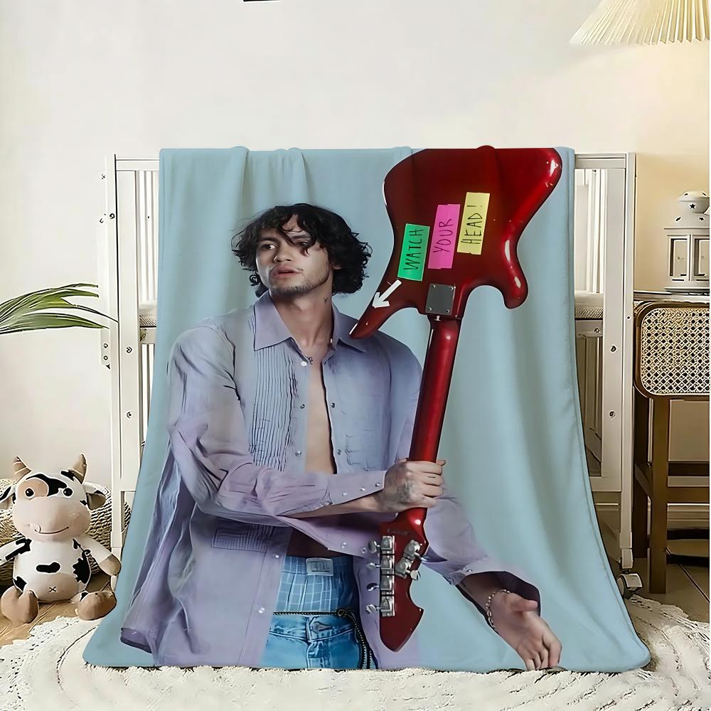 Pop Singer Dominic Fike Throw 240g Flannel Blanket Lightweight Soft Skin-friendly Summer Thin Throw Blanket