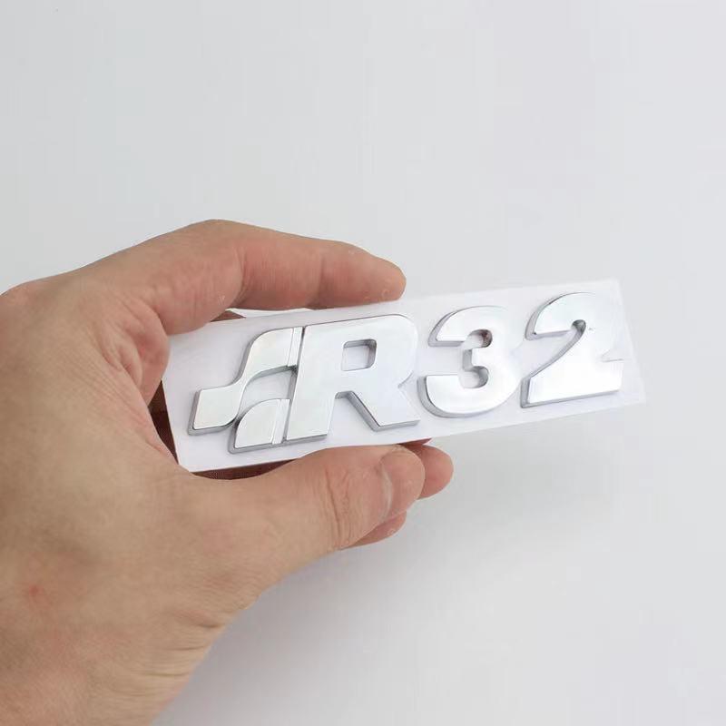1Pc Car Metal R32 Logo Badge Emblem Decals Sticker For Golf 2 3 4 5 Magotan Passat SR32 MK4 MK5 MK6 Car Styling