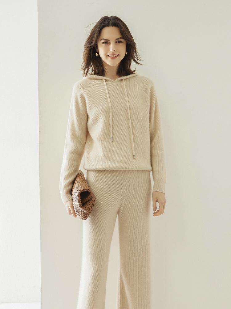 New Women's Cashmere Hoodie & Knitted Wide-Leg Pants Fashion Suit for Autumn/Winter