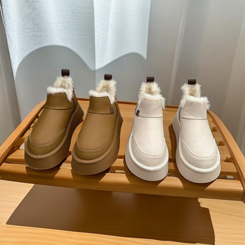 

Европейские ботинки из северо-восточного хлопка на толстой подошве, зимние женские ботинки 2024 года, новый нишевый дизайн, бархатные теплые короткие ботинки, обувь из хлопка 35 жёлтый