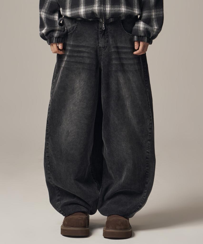 IDWS Viego Corduroy Balloon Pants Black