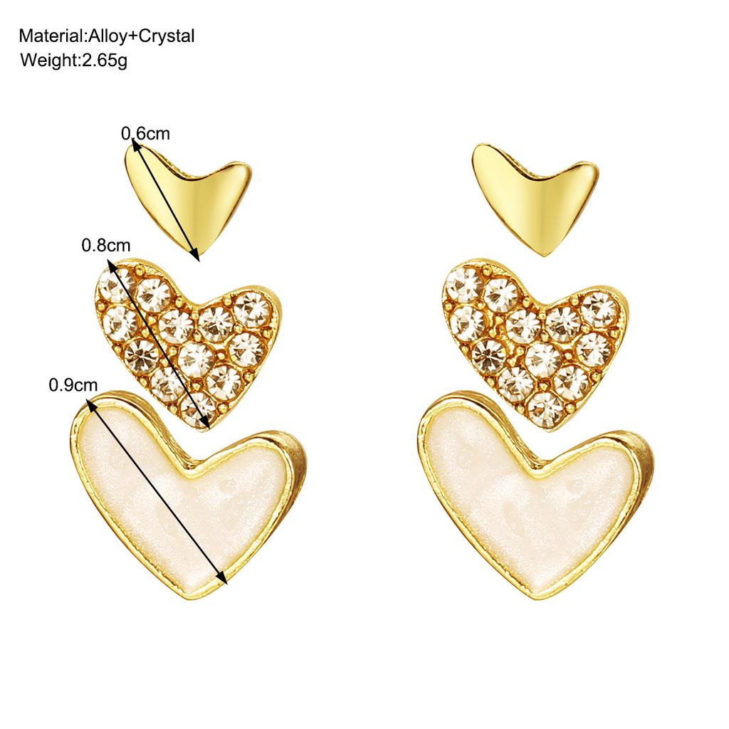 Creative, Minimalist and Elegant White Peach Heart Earrings Suitable for Women To Wear