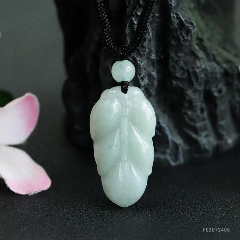 Pendant Classic Fashionable Necklace