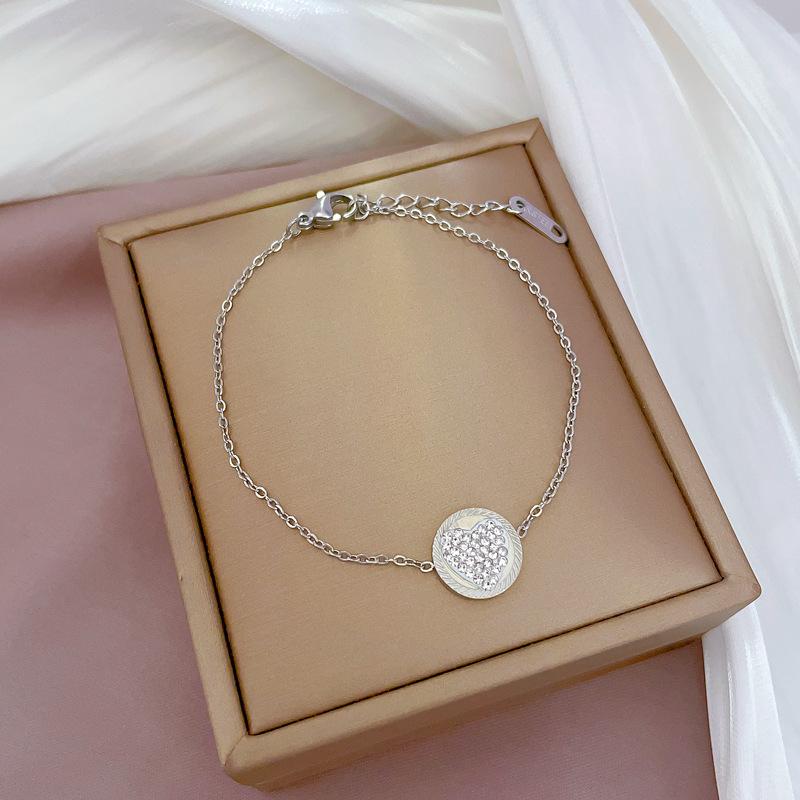 

Dongmen Personalized Disc Love Full Diamond Chain Bracelet Female Retro Girlfriend