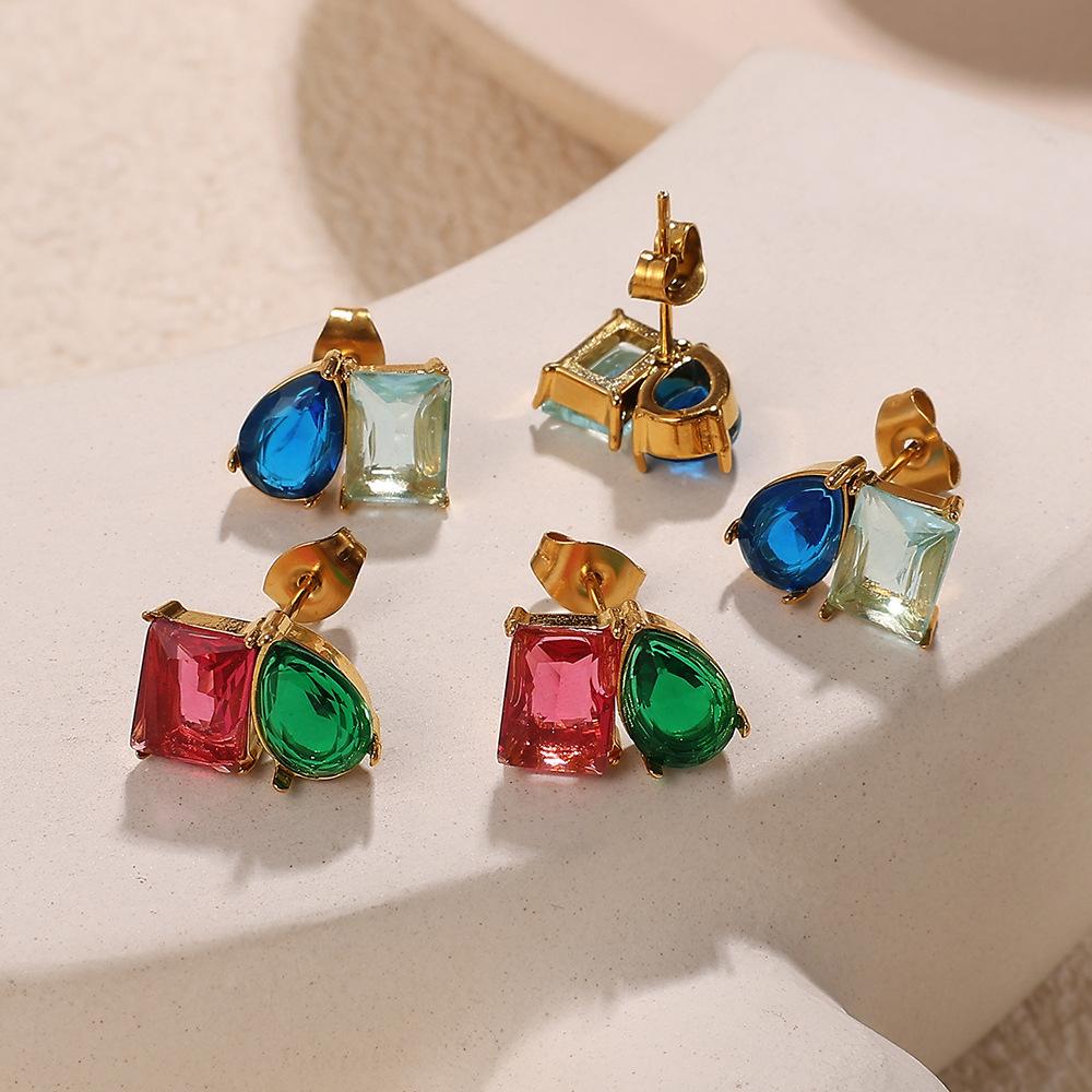 2026 Inlaid Gemstone-plated 18K Gold Earrings European and American Fashion Light Luxury Earrings Women