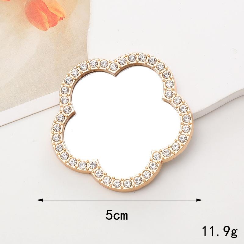 Sense of Advanced Butterfly Heart Shaped Girls Gem Make Up Mirror Liquid Metal Style Women Mini Portable Handheld Mirror