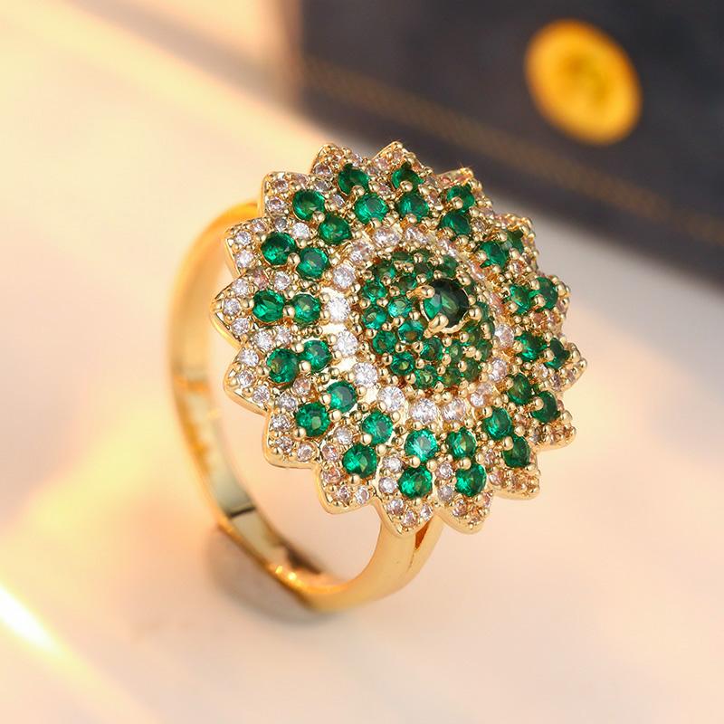 Gorgeous Inlaid White Green CZ Women's Ring Exquisite Gold Color Geometry Daily Wear Party Jewelry Anniversary Gift
