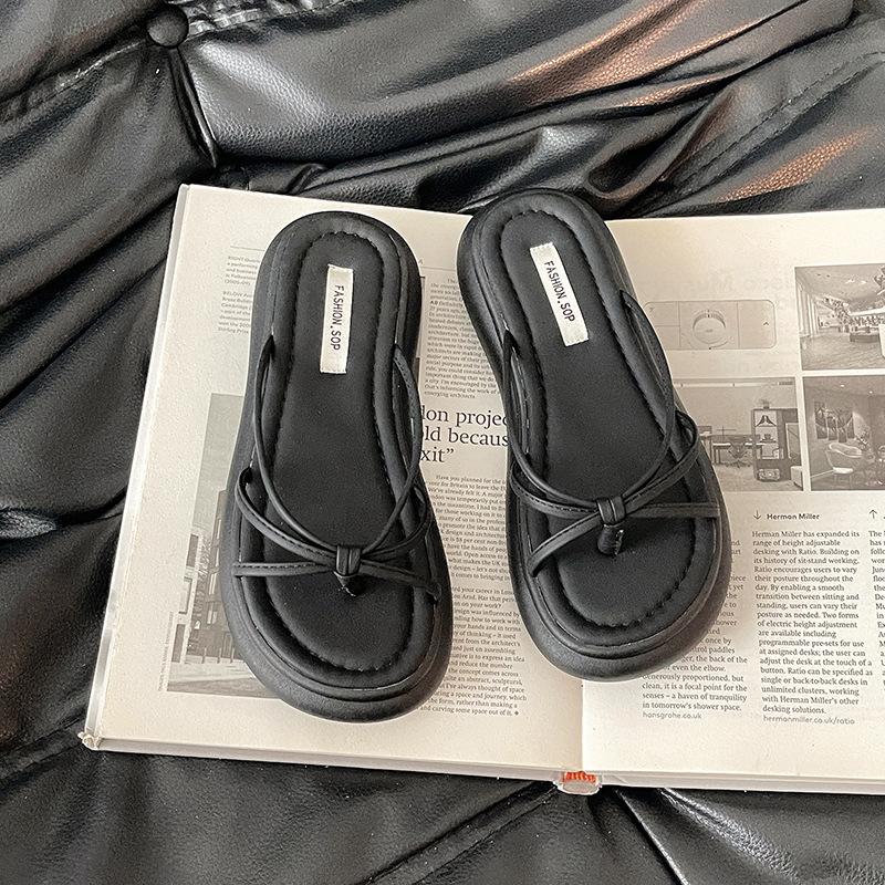 Thick-soled heightened non-slip flip-flop sandals women's shoes 2025 summer niche design leopard print strap wedge heel sandals