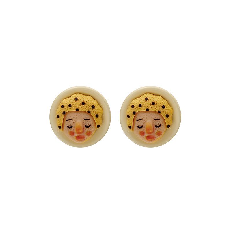 Boucles d'oreilles Cartoon Mignonnes Boucles d'oreilles Puces Fille Originales Visage de Poupée en Résine Boucles d'oreilles Simples pour Femmes