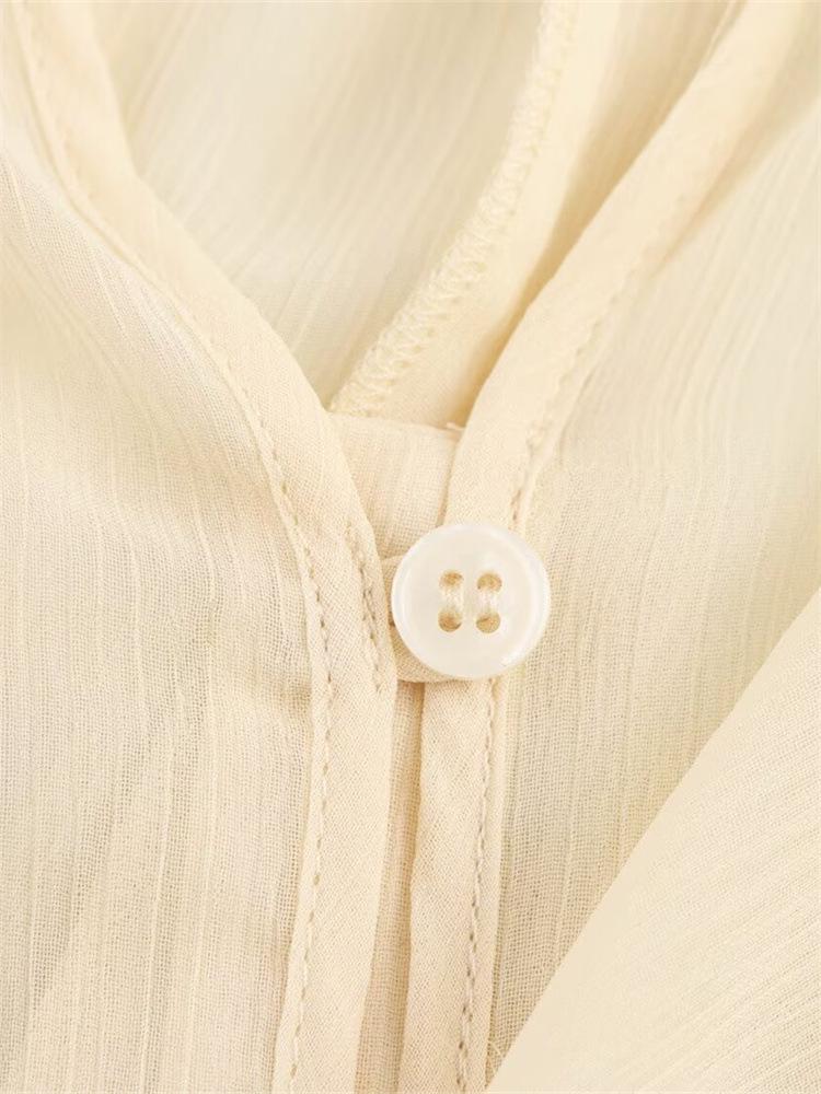 Camicia da donna a strati con cravatta a fiocco e maniche a lanterna francesi primavera 2025