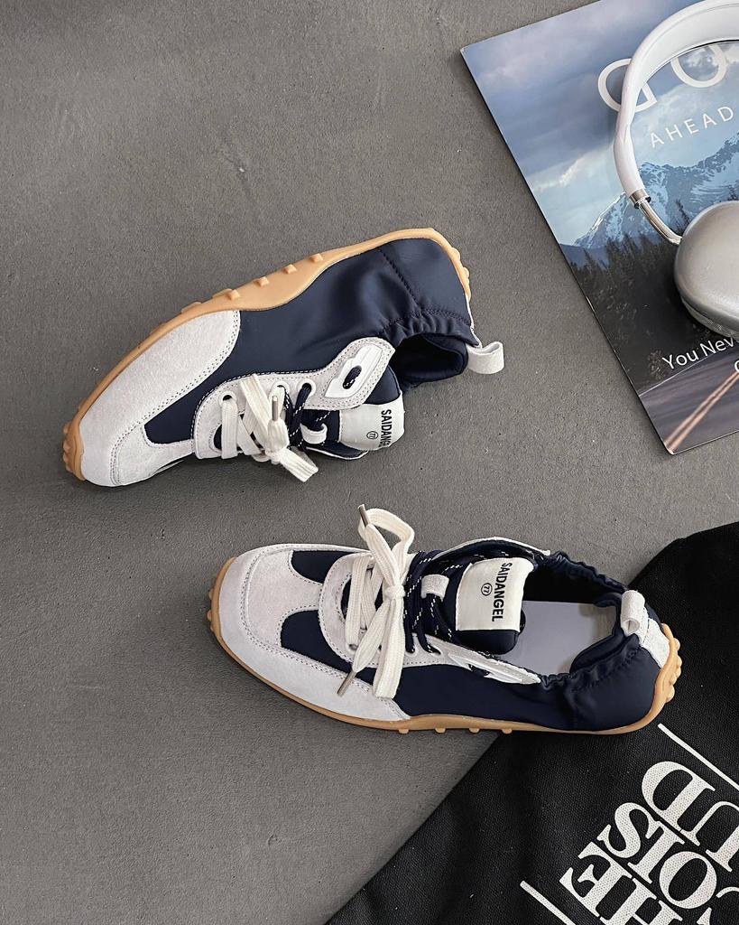 European Station 2025 Classic Color Matching Lace-up Flat-bottomed Fashion Training Shoes Ins Leather Versatile Casual Sports Shoes