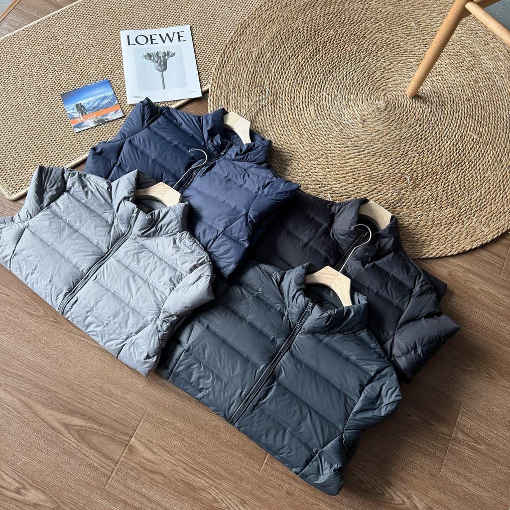 Men's Lightweight Winter Down Jacket - Essential Stand Collar for Outdoor & Commuting Warmth