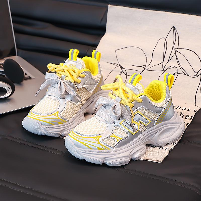 

Кроссовки для мальчиков 2025 осень новые детские сетчатые нескользящие кроссовки для бега девочки сетчатые кроссовки на мягкой подошве папины кроссовки 31 жёлтый