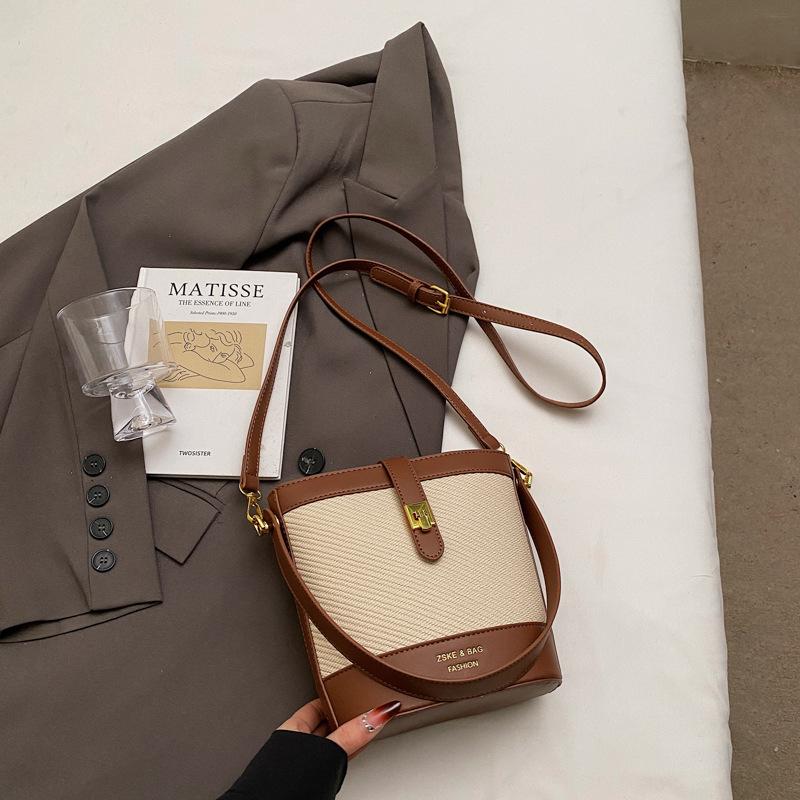 

Модная повседневная сумка-ведро для ручной носки, женская, 2025, новая, ретро-тренд, на плечо, женская сумка высокого класса 20*10*18