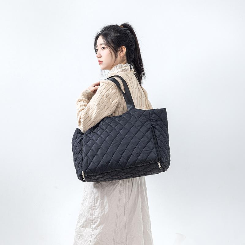 Fitness Bag Women's Sports Tote Bag Dry and Wet Separation Waterproof Swimming Bag Yoga Portable Shoulder Travel Luggage Bag