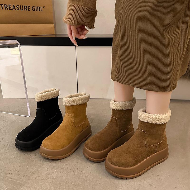 Thick-soled Snow Boots Women's Winter New Ugly Cute Bread Fluffy Short Boots Retro Velvet Warm Cotton Shoes