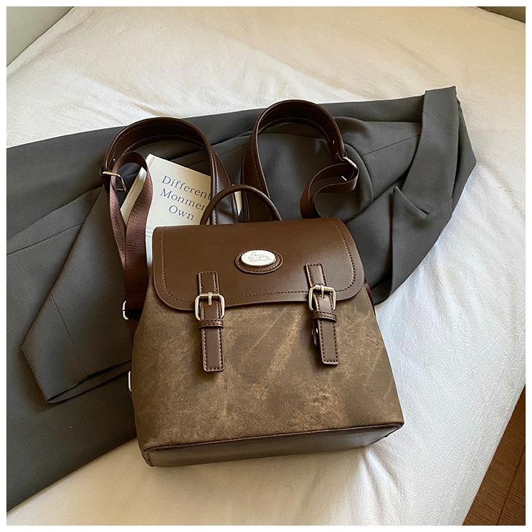 Fashion commuter retro large-capacity women's backpack autumn new college style class bag backpack