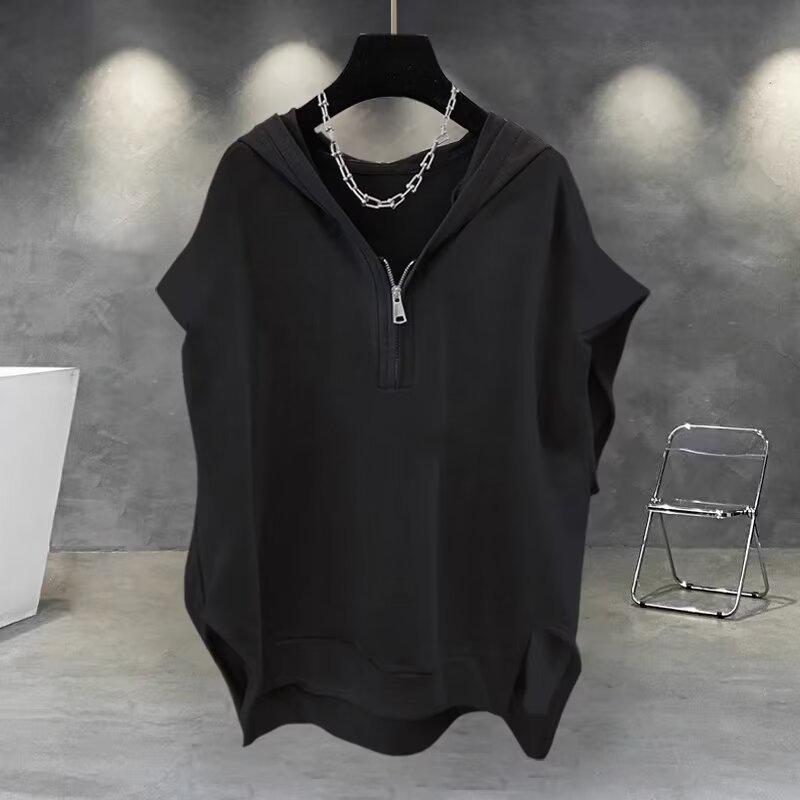 Men's Hong Kong Style Hooded Vest: Trendy Zipper Slit Design, Sleeveless, Loose, and Versatile Outerwear