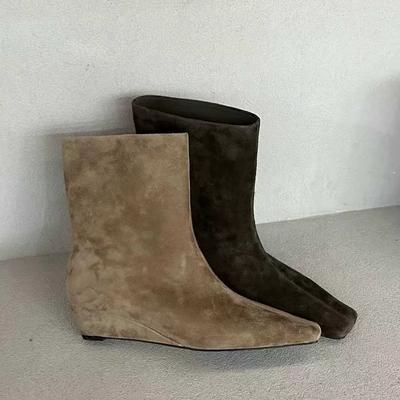 Sheepskin Version~ Retro Minimalist Suede Small Square Head Wedge Sleeve Western Cowboy Boots Women's 2025 New Short Boots