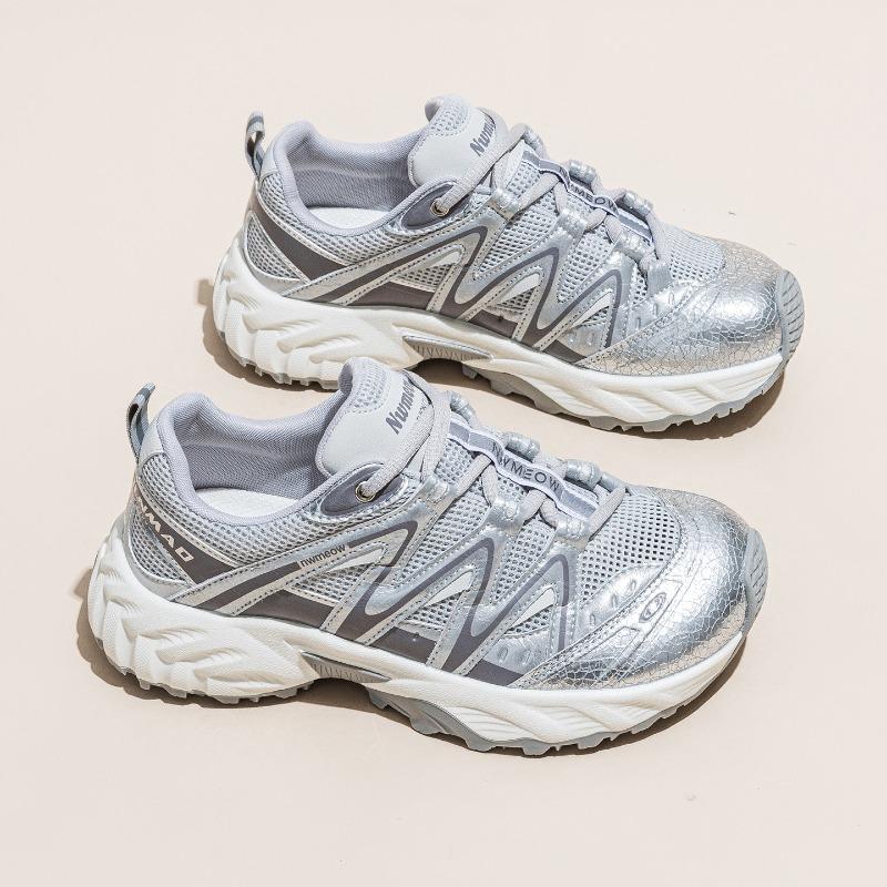 

Summer new sports breathable mesh ultra-light running shoes platform dad shoes mesh round head fashionable retro versatile 40 срібний