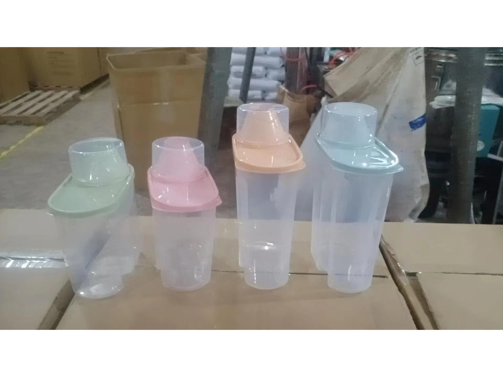 

Прозрачный пластиковый контейнер для хранения зерна - Кухонная банка-органайзер для сухих продуктов 1.9L pink