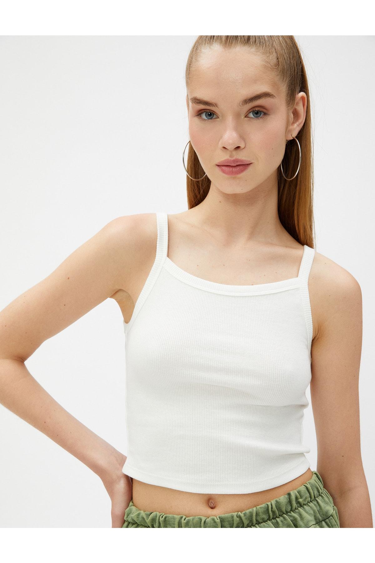 

Майка - Экрю - Slim fit..